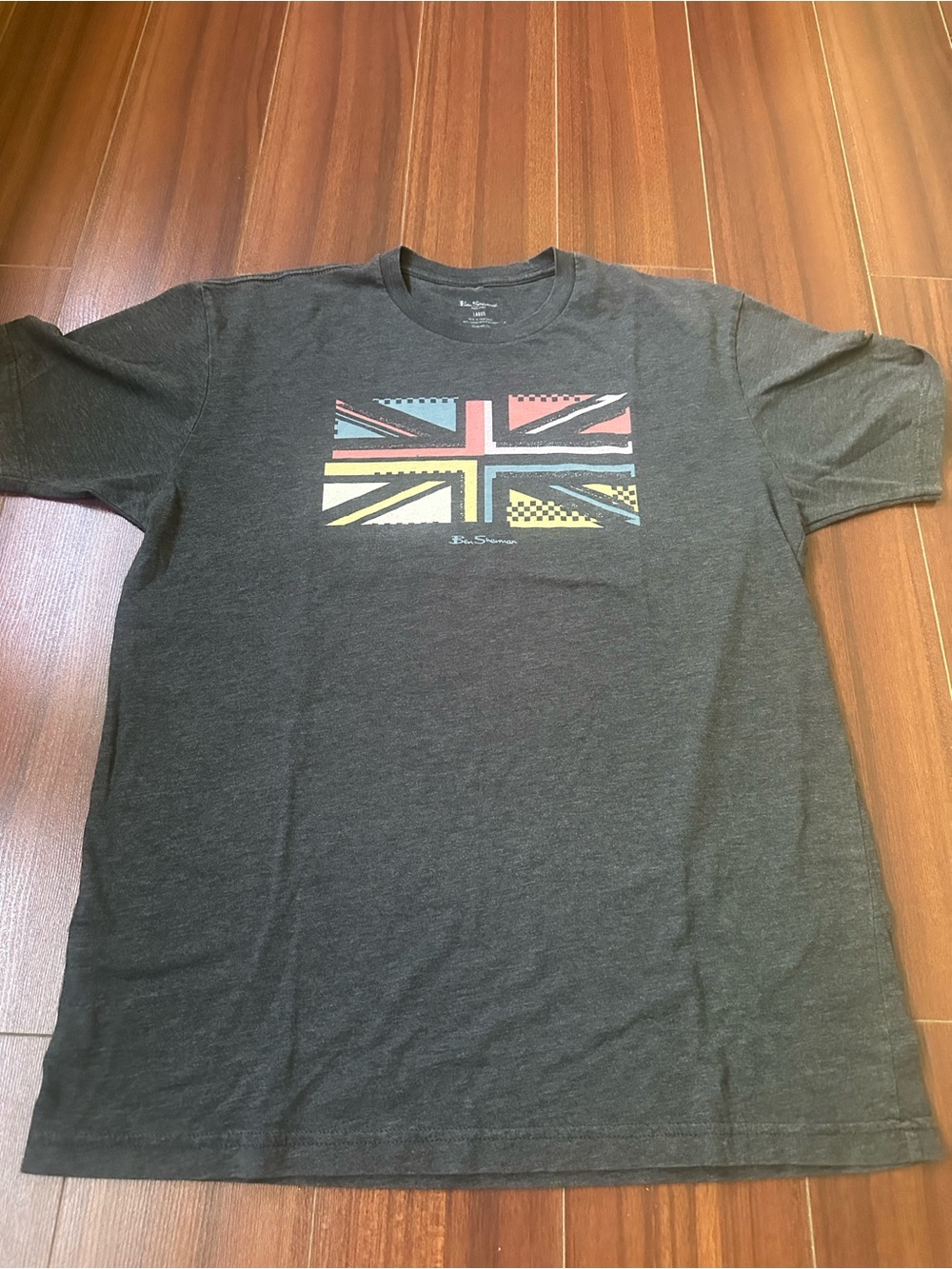 Ben Sherman Charcoal Short-Sleeve Tee with Multicolor Union Jack